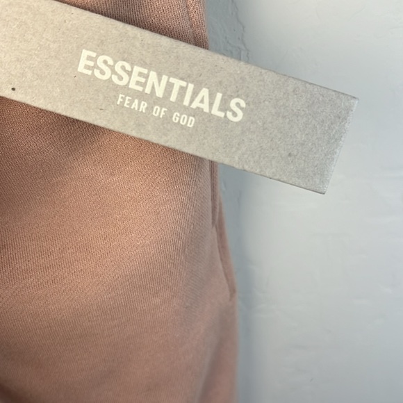 NWT Fear of God Essentials Kids' Logo Sweatpants - Picture 11 of 11